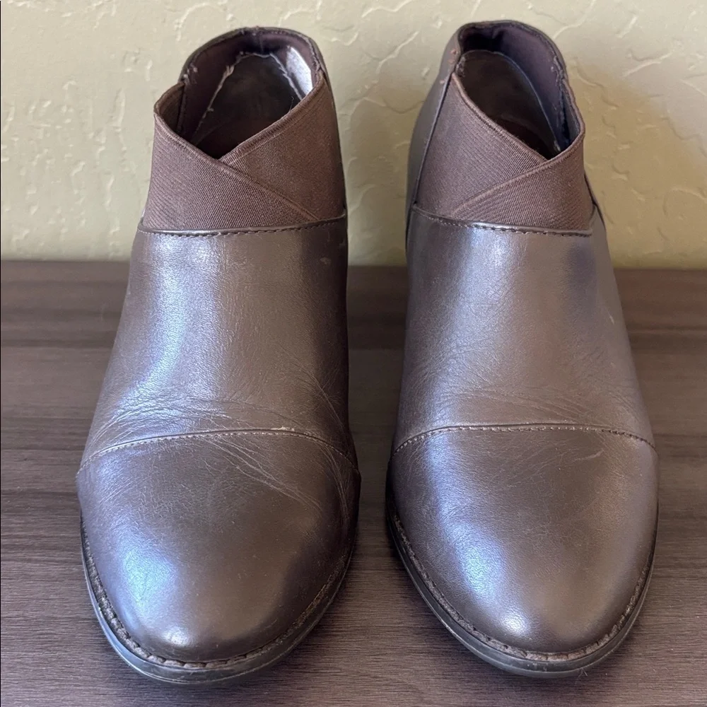 Vionic 326 Point Brown Leather‎ Block Heel Slip On Ankle Boot Orthaheel Size 8.5